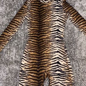 Cheetah romper print